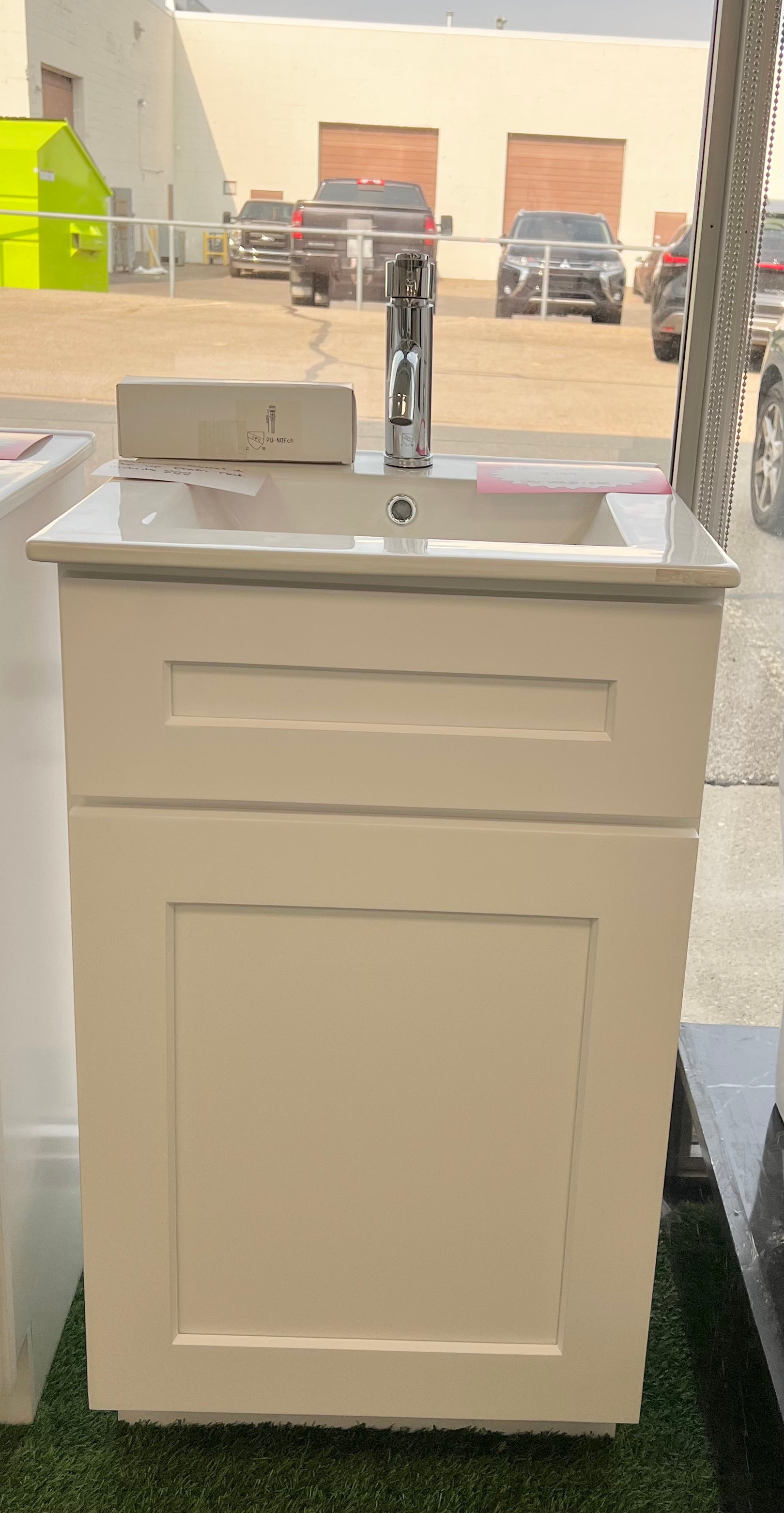 Vanity Combo 20" – White, Solid Wood Door, Ceramic Countertop image 0
