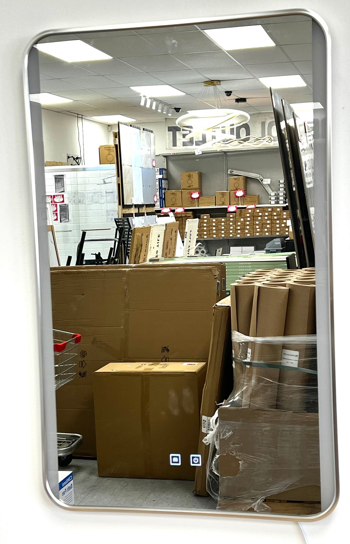 LED Mirror 20"x32" – Anti-Fog, Touch Switch, Cool White image 1