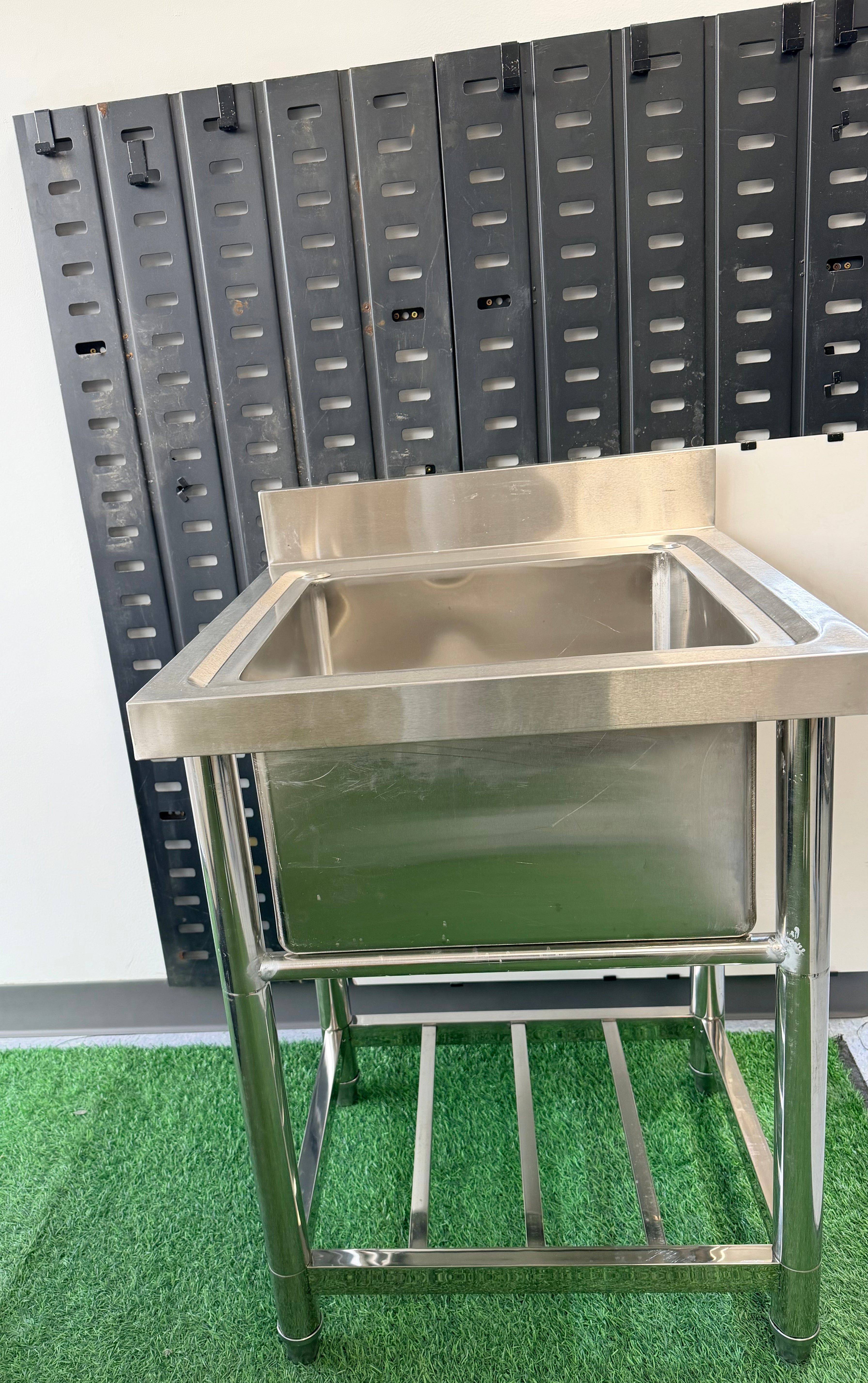 Stainless Steel Laundry Sink GYXG 001 24"L x 25"D x 36"H image 0