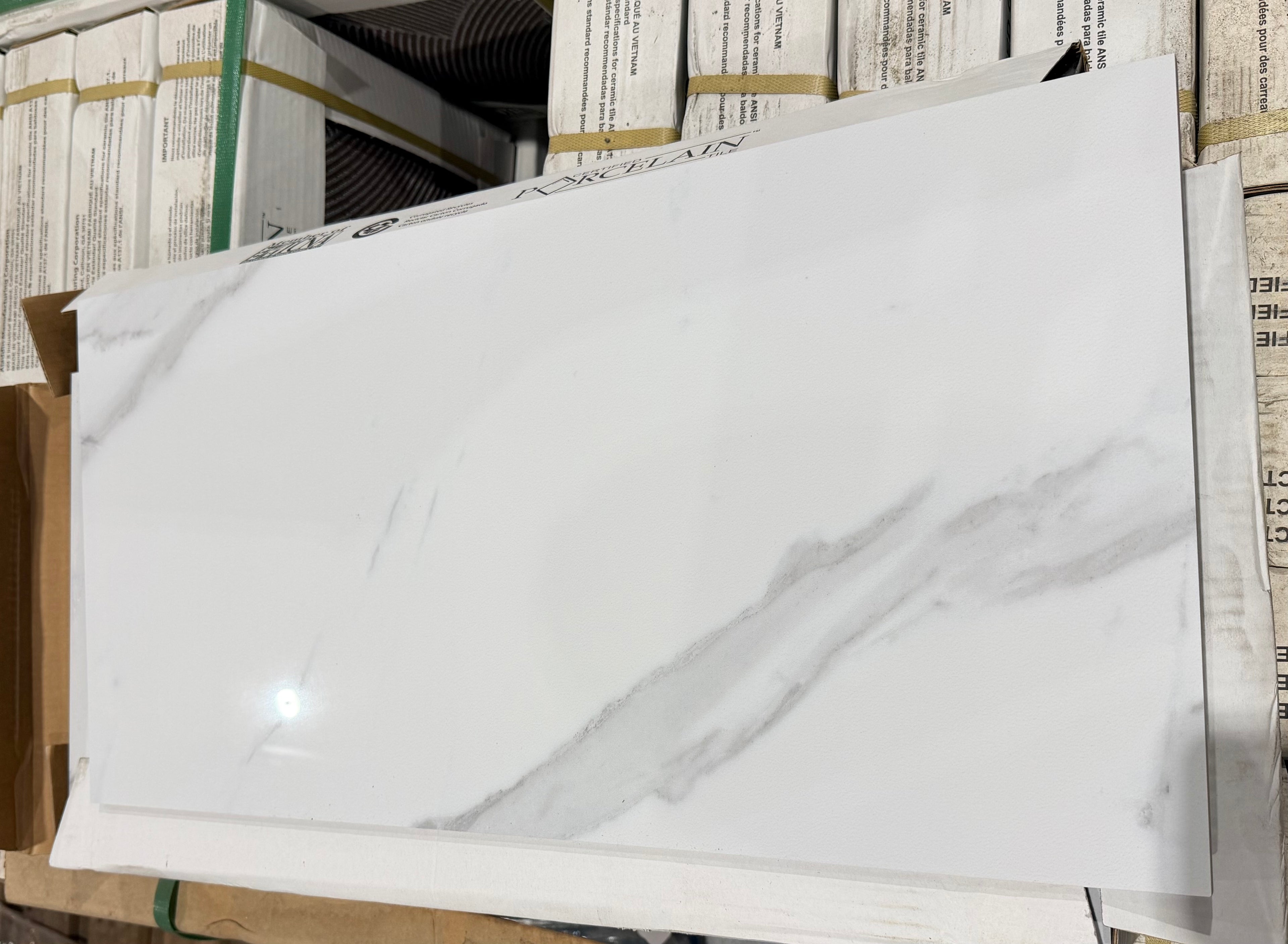 12"x24" Studio Carrara AT31 Polished Porcelain Tile, $1.59/sq.ft (8pcs/box, 15.50sq.ft)