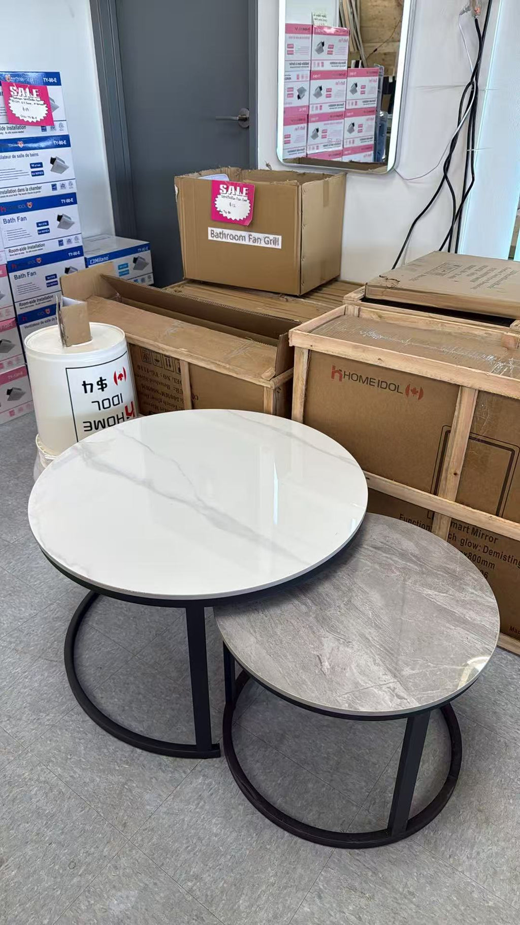 White & Grey B039 Marble Top Round Coffee Table Set