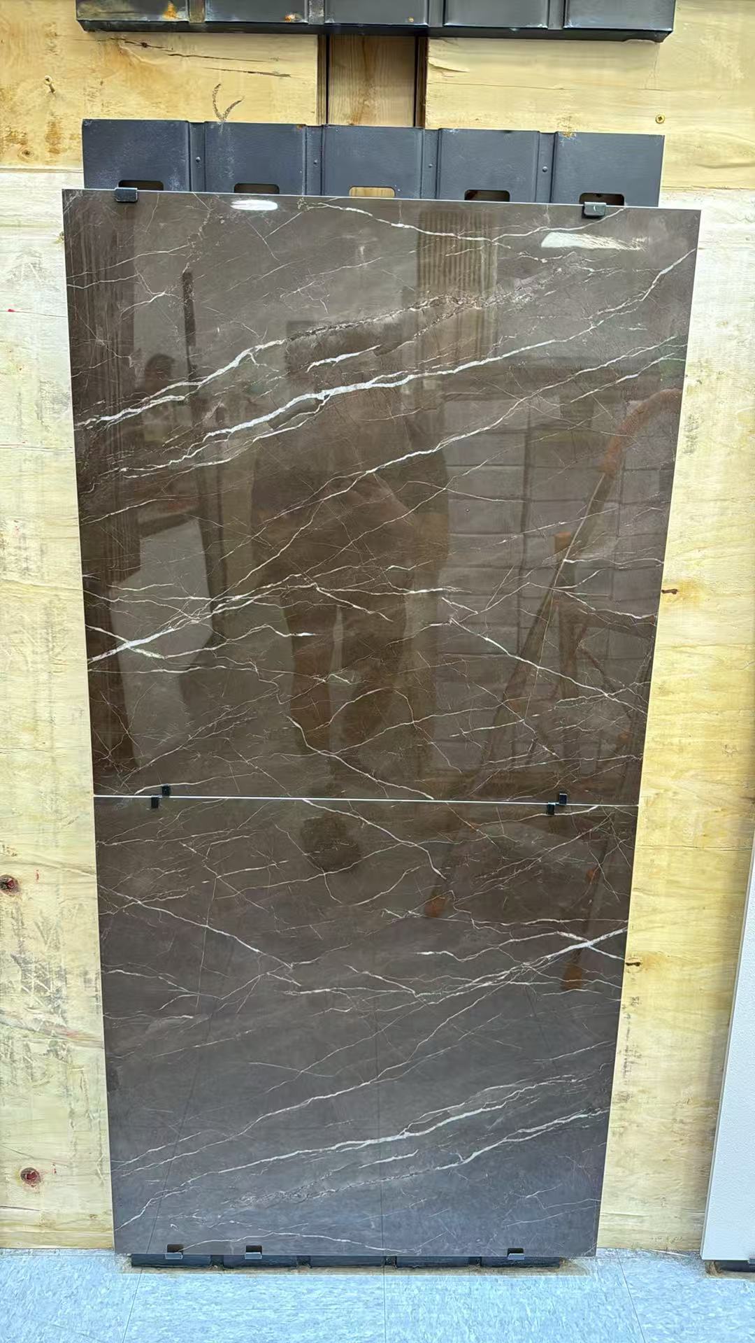 24"x24" BD6601 Polished Porcelain Tile, $1.59/sq.ft (4pcs/box, 16sq.ft)