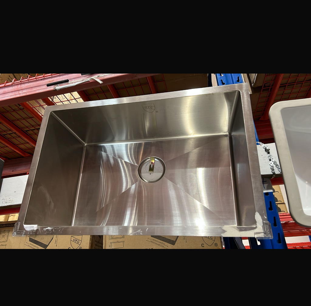 Handmade Undermount Kitchen Sink - Single Bowl | 16G, 28"x18"x9.5"