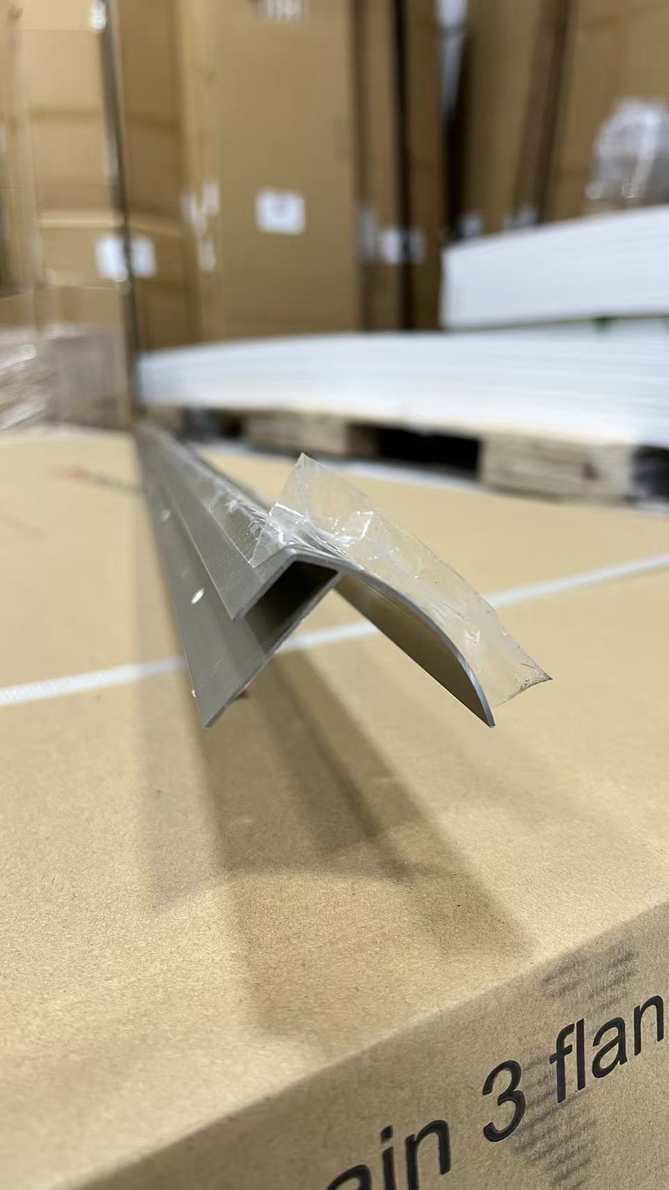 LVT Aluminium Stair Nosing (7mm) Titanium Gold LVT700TG 12'