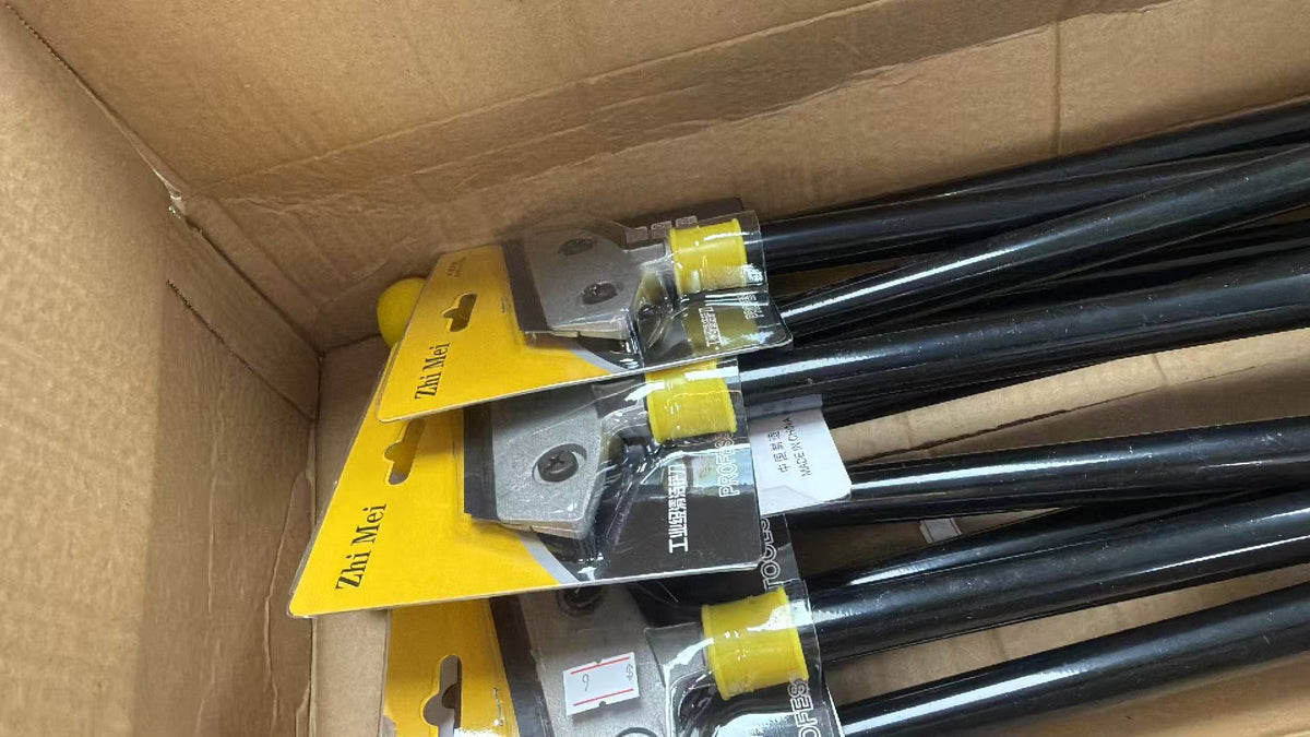 4" Wide Long Handle Scraper
