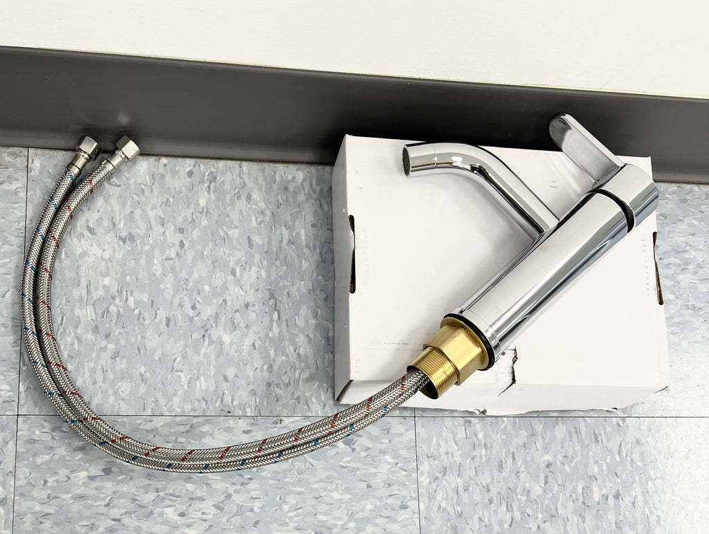 Bathroom Faucet - Round / Chrome image 5