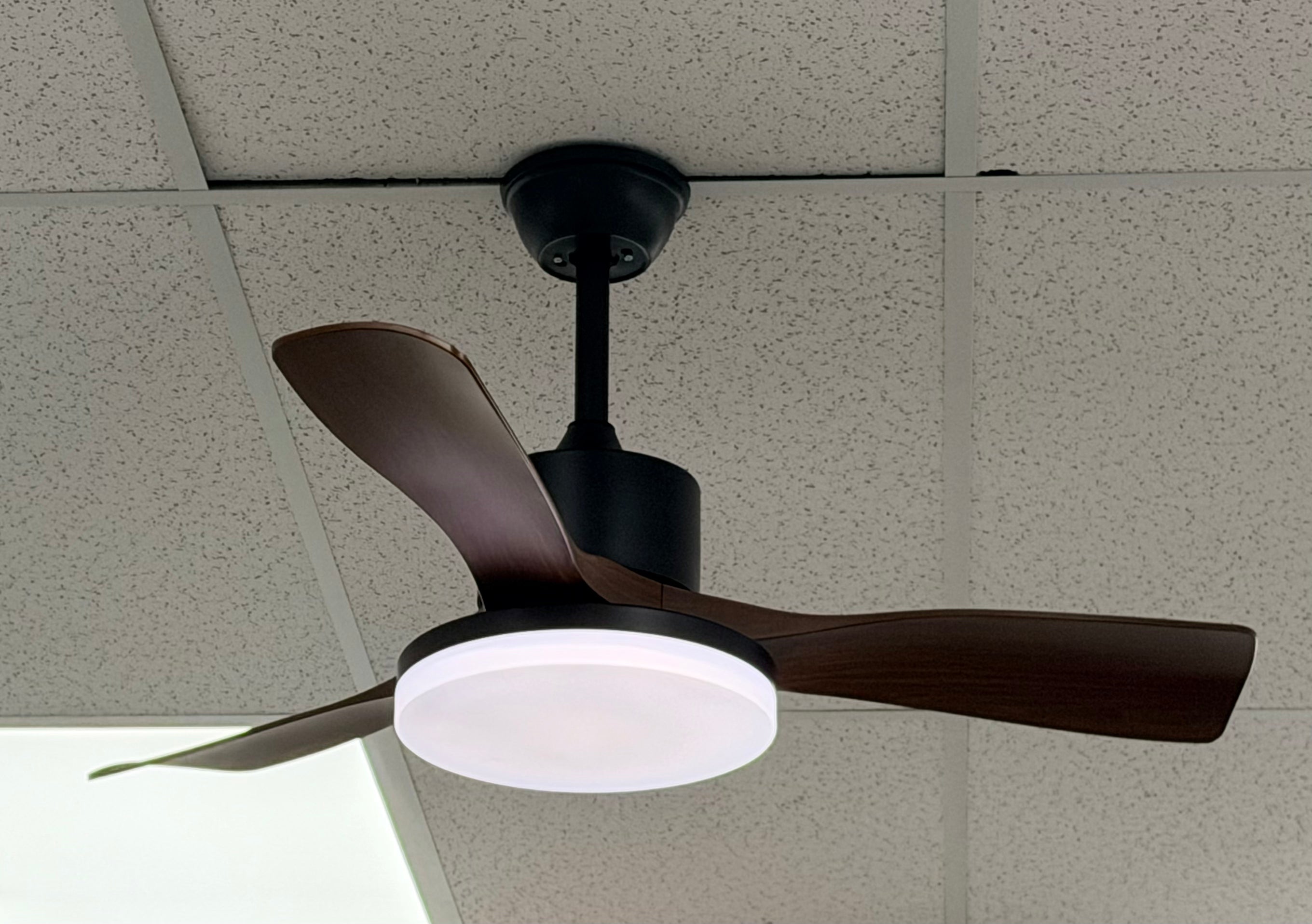 42" LED Fan Light